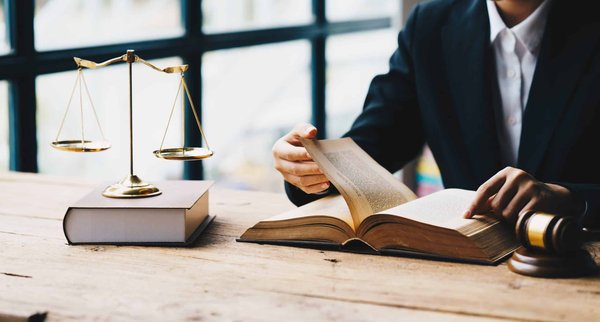 Décryptage du métier de commissaire de justice